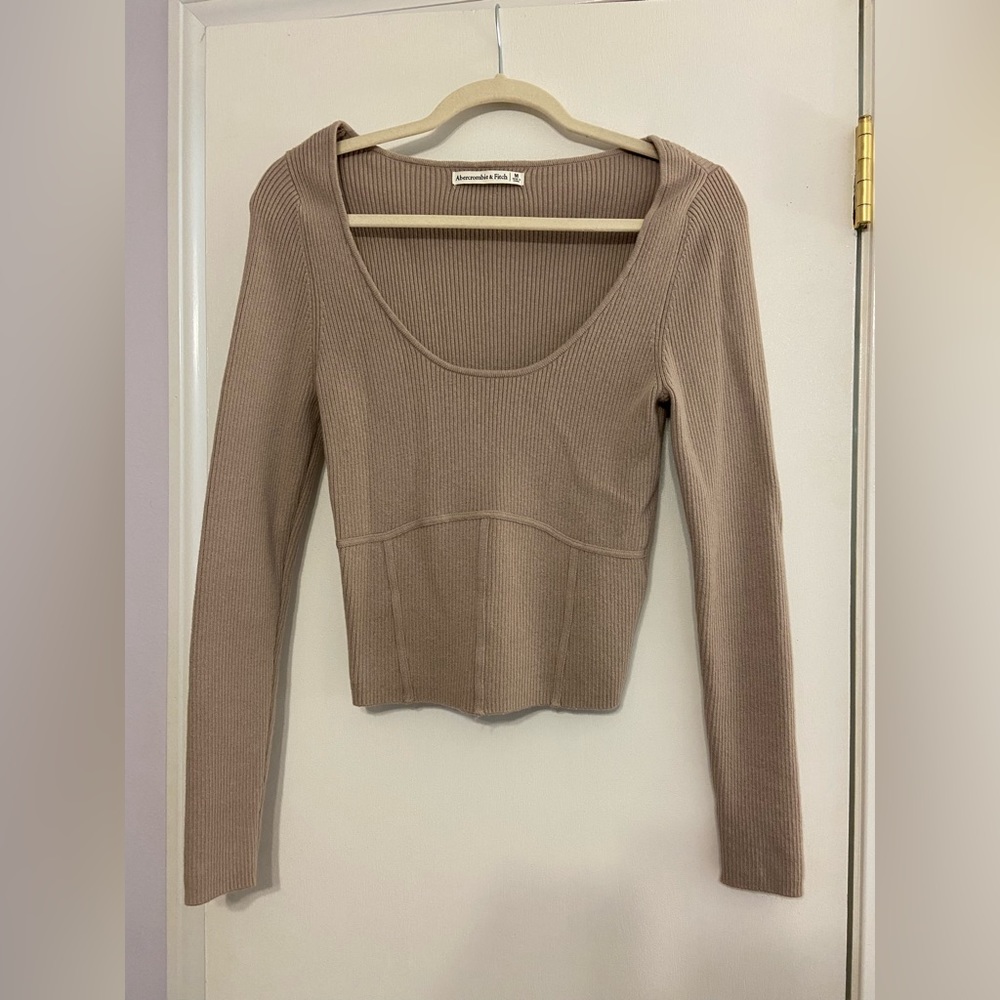 Abercrombie & Fitch Cropped Sweater